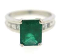 Glamorous Emerald w Channel Princess Diamond Ring