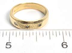 Cute Diamond Star Band in 14KT Yellow Gold
