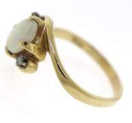 Beautiful Opal and Diamond Yellow Gold Ring