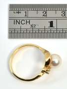 Feminine Pearl & Diamond Ring