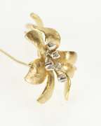 14K Yellow Gold Diamond Ornate Lily Flower Retro 1960's Pin/Brooch