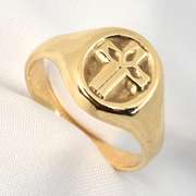 Easy to Wear Cross Signant Ring