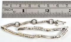 Tasteful White Gold Diamond Bracelet