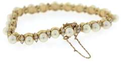 Dazzling 14kt Yellow Gold Pearl and Diamond Bracelet