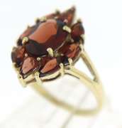Wonderful Yellow Gold Garnet Cluster Ring