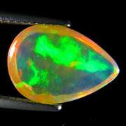 Gorgeous 2.27ct floral patterned Jelly Opal