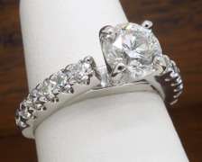 GSI Certified Diamond Engagement Ring