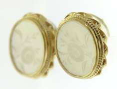 Gorgeous Sunflower Mop Oval Earrings