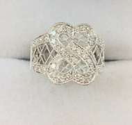 18kt Gold Diamond Ring