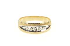 10K Yellow Gold Two Tone Graduated Men's Textured Band Ring