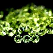 Brilliant 5.50ct set of matched diamond cut Peridot