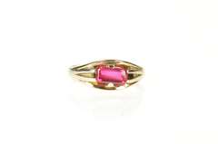 10K Yellow Gold 1930's Oval Syn. Ruby Statement Ring
