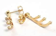 Elegant Diamond Earrings in 14KT Yellow Gold
