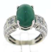 Shimmering 14kt WG Emerald & Diamond Ring