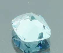 Brilliant 7.04ct cushion cut sky blue Topaz