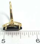 Striking Onyx Ring in Yellow Gold