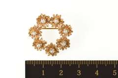 14K Yellow Gold Pearl Inset Flower Daisy Wreath Statement Pin/Brooch