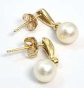 Classy Pearl Drop Earrings in 14KT Yellow Gold