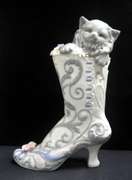 Smitten Kitten Porcelain Handcrafted Figurine