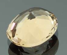 Bright and sparkling 5.80ct golden Topaz