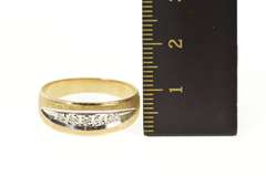 10K Yellow Gold Two Tone Graduated Men's Textured Band Ring