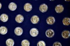 Franklin Mint Presidential Dollar Set 35 coin set