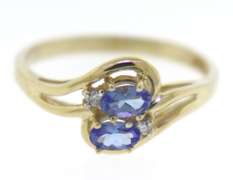 Stunning Tanzanite and Diamond Yellow Gold Ring