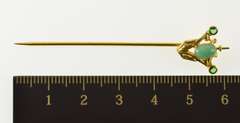 14K Yellow Gold Art Deco Turquoise Syn. Emerald Ornate Stick Pin