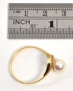 Lustrous Pearl & Diamond Ring