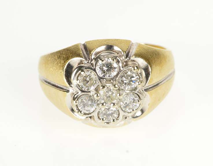 14K Yellow Gold 1.00 Ctw Ornate Diamond Cluster Fashion Ring