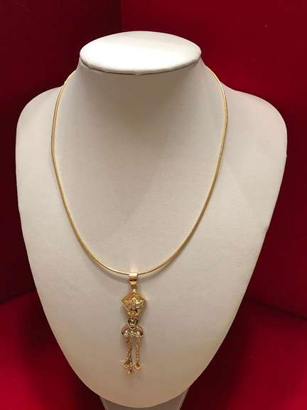 18k gold thin omega chain with Diamond Pendant