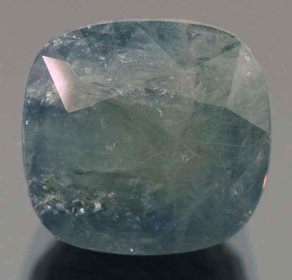 Very interesting 18.89ct unheated Tanzanian Sapphire