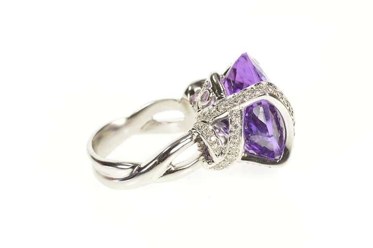 18K Yellow Gold Faceted Amethyst Diamond Ornate Cocktail Ring
