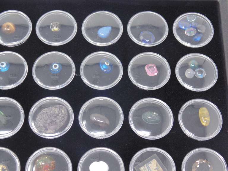 Loose Colored Stones in Tray