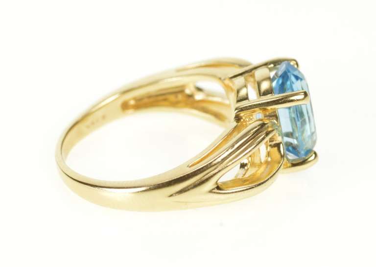 14K Yellow Gold Oval Blue Topaz Solitaire Statement Cocktail Ring