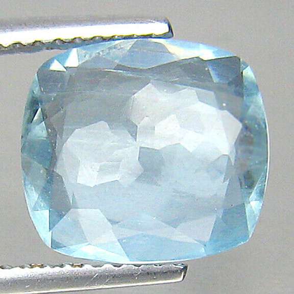 Glistening 3.11ct baby blue Aquamarine