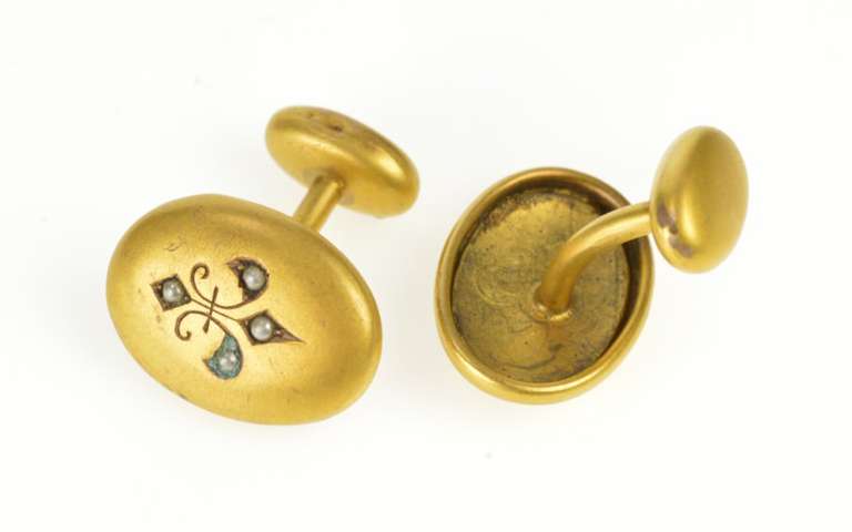 10K Yellow Gold Victorian Seed Pearl Fleur De Lis Cuff Links
