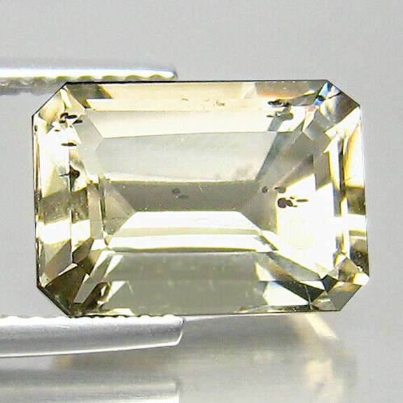 Collectors 5.47ct gem grade untreated Scapolite