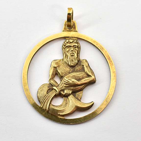 Well designed Aquarius Pendant