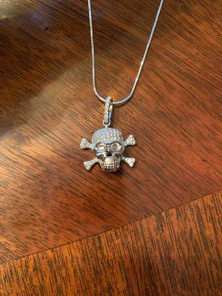 Sterling Silver Skull Pendant Necklace