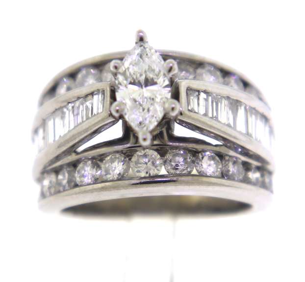 Shimmering Marquise Center Diamond Ring