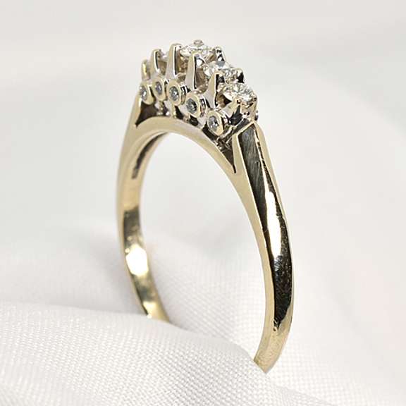 Flashy Little WG Diamond Ring