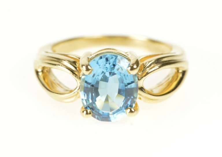 14K Yellow Gold Oval Blue Topaz Solitaire Statement Cocktail Ring