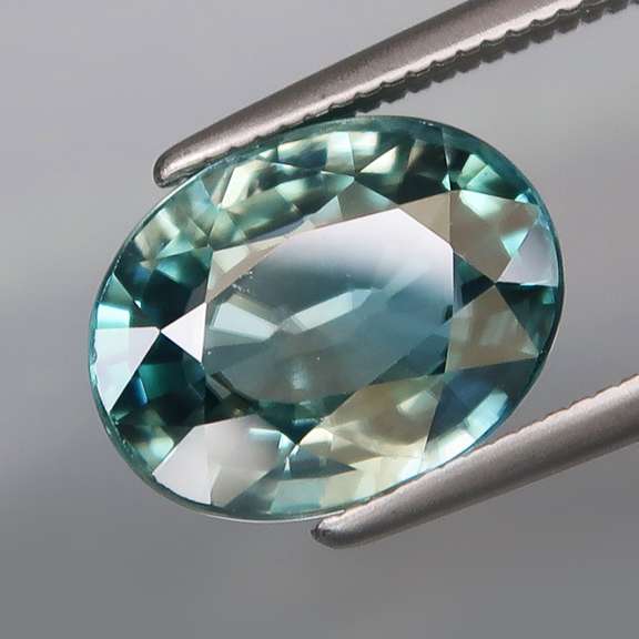 Glistening 5.04ct diamond luster blue Zircon