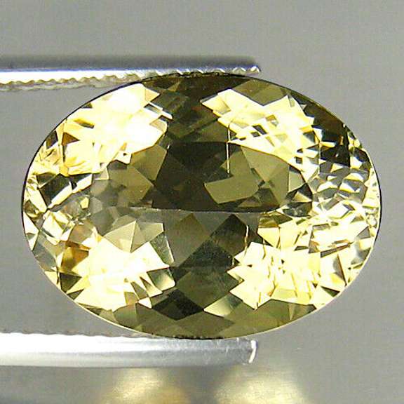Substantial 5.64ct golden Heliodor Beryl