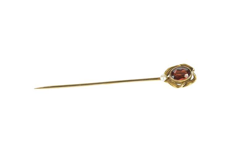 14K Yellow Gold Victorian Oval Garnet Seed Pearl Wavy Pin/Brooch