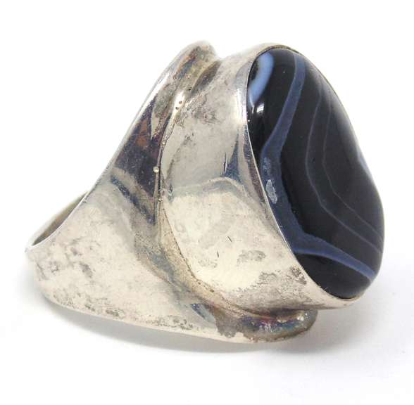 Sterling Silver Agate Ring