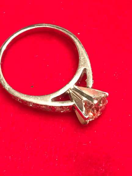 Ladies Platinum and Diamond Engagement Ring