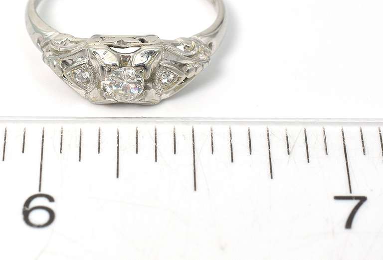 Elegant Antique 18KT Diamond Ring