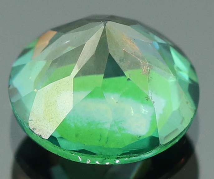 Glittering 2.38ct brilliant green Mystic Topaz